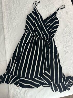 Striped Black & White Wrap Sundress Romper Size Small